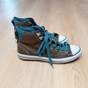 Converse Chuck Taylor All Star Hiker high-top sneakers lugged sole size 12